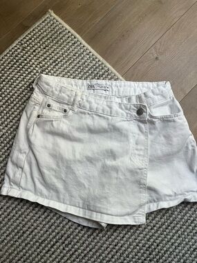 Zara Skort